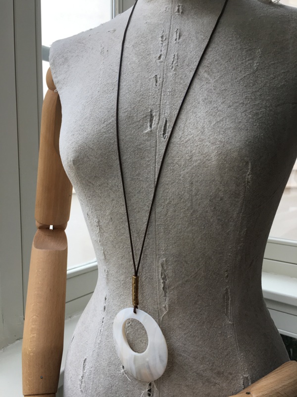 Collar con nácar