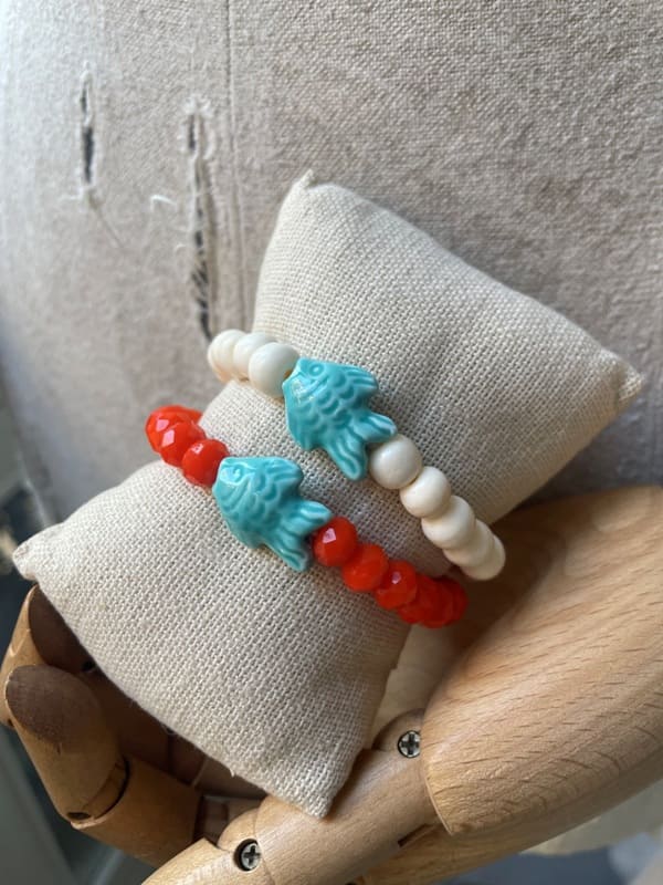 Pulsera de Cuentas con dijes de peces