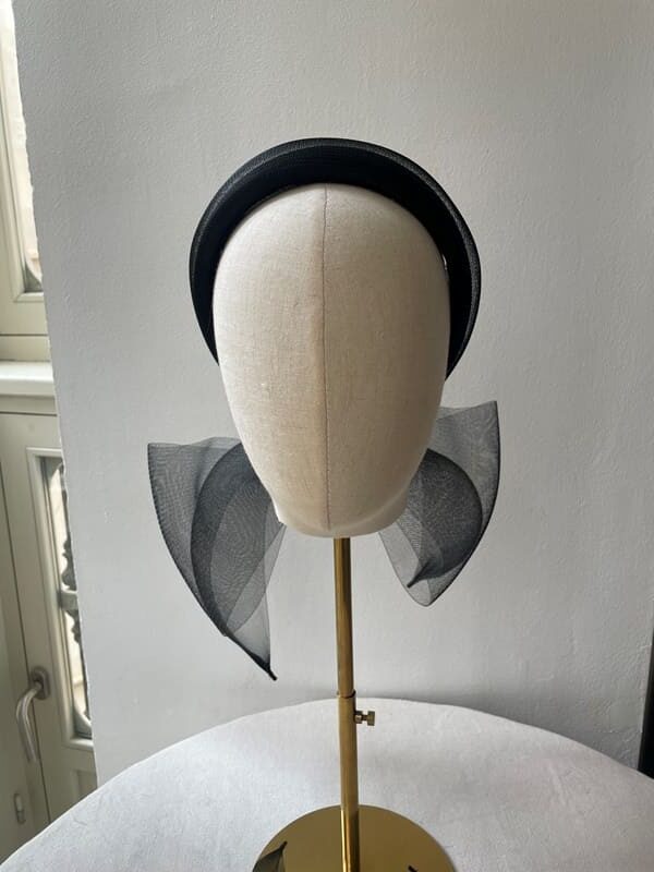 Diadema con Lazo Trasero
